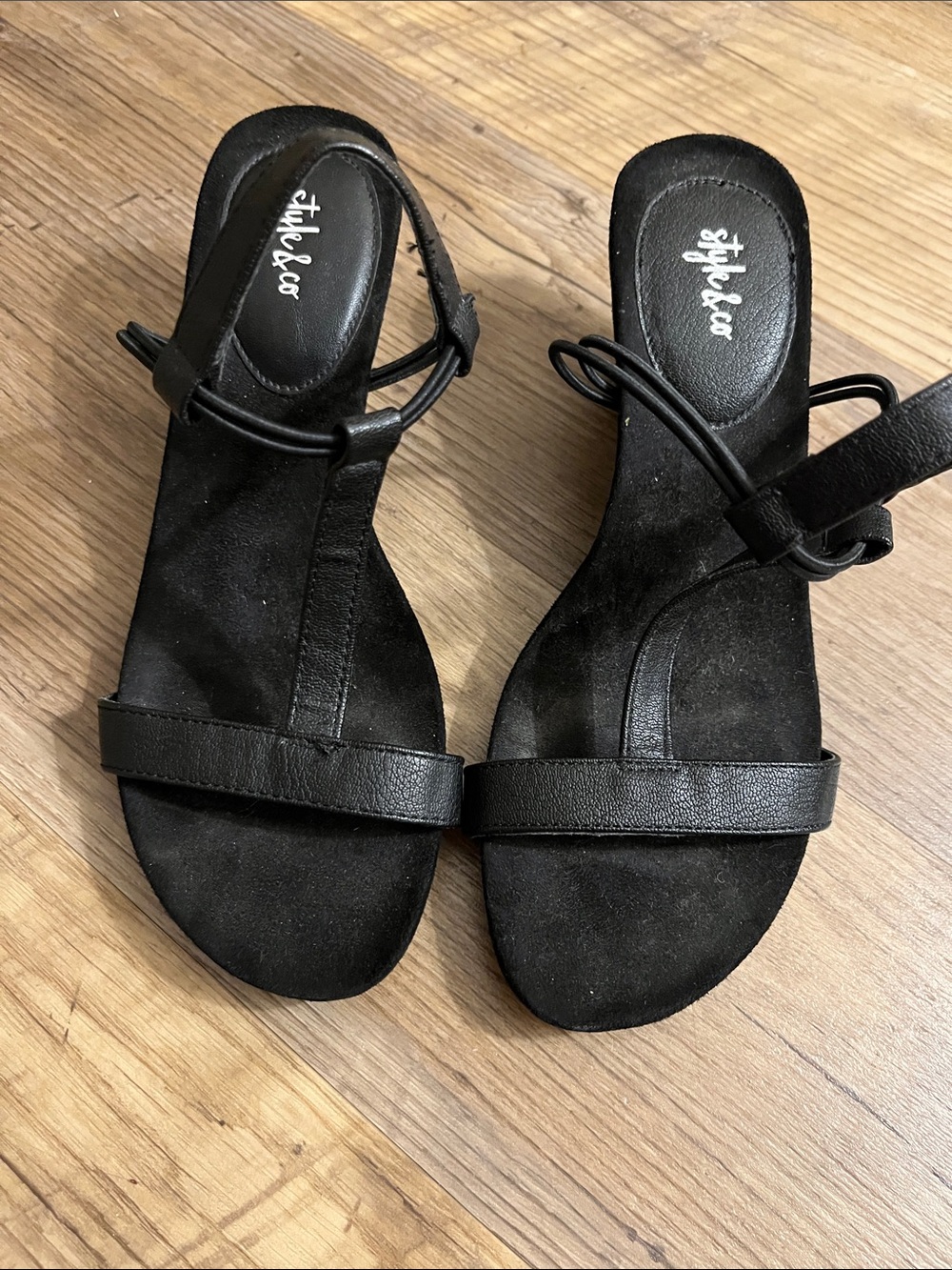 Style & Co. Black Minimalist Strappy Sandals